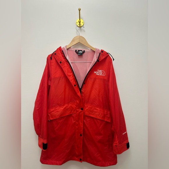 The North Face “ Flight Series Running Windbreaker “ Small - Picture 1 of 6